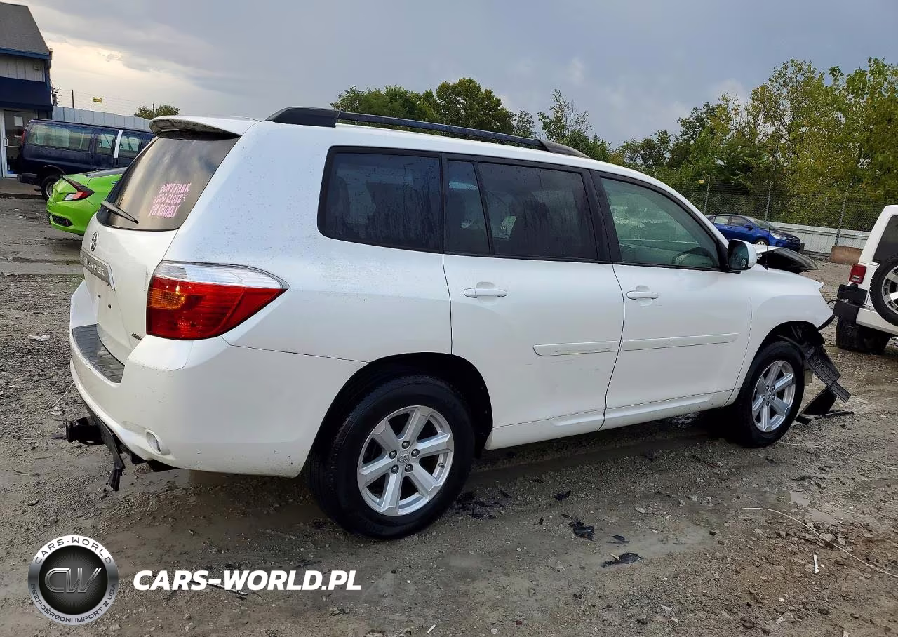 2010 Toyota Highlander Base VIN:5TDBK3EH6AS031464 - 3