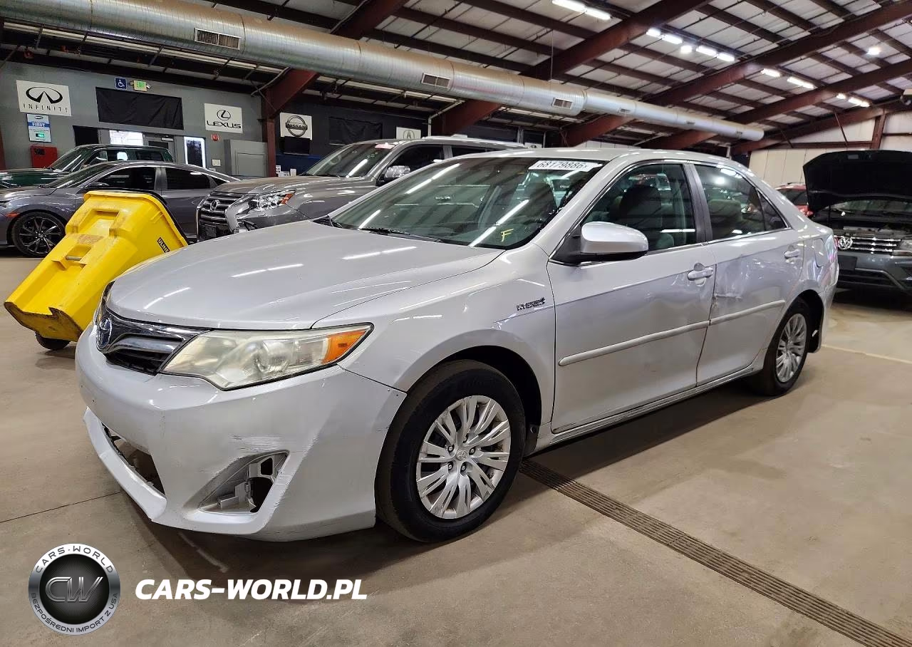 2013 Toyota Camry Hybrid Le