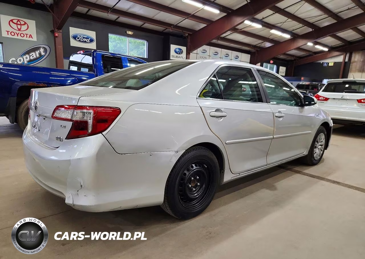 2013 Toyota Camry Hybrid Le VIN:4T1BD1FK5DU090266 - 3