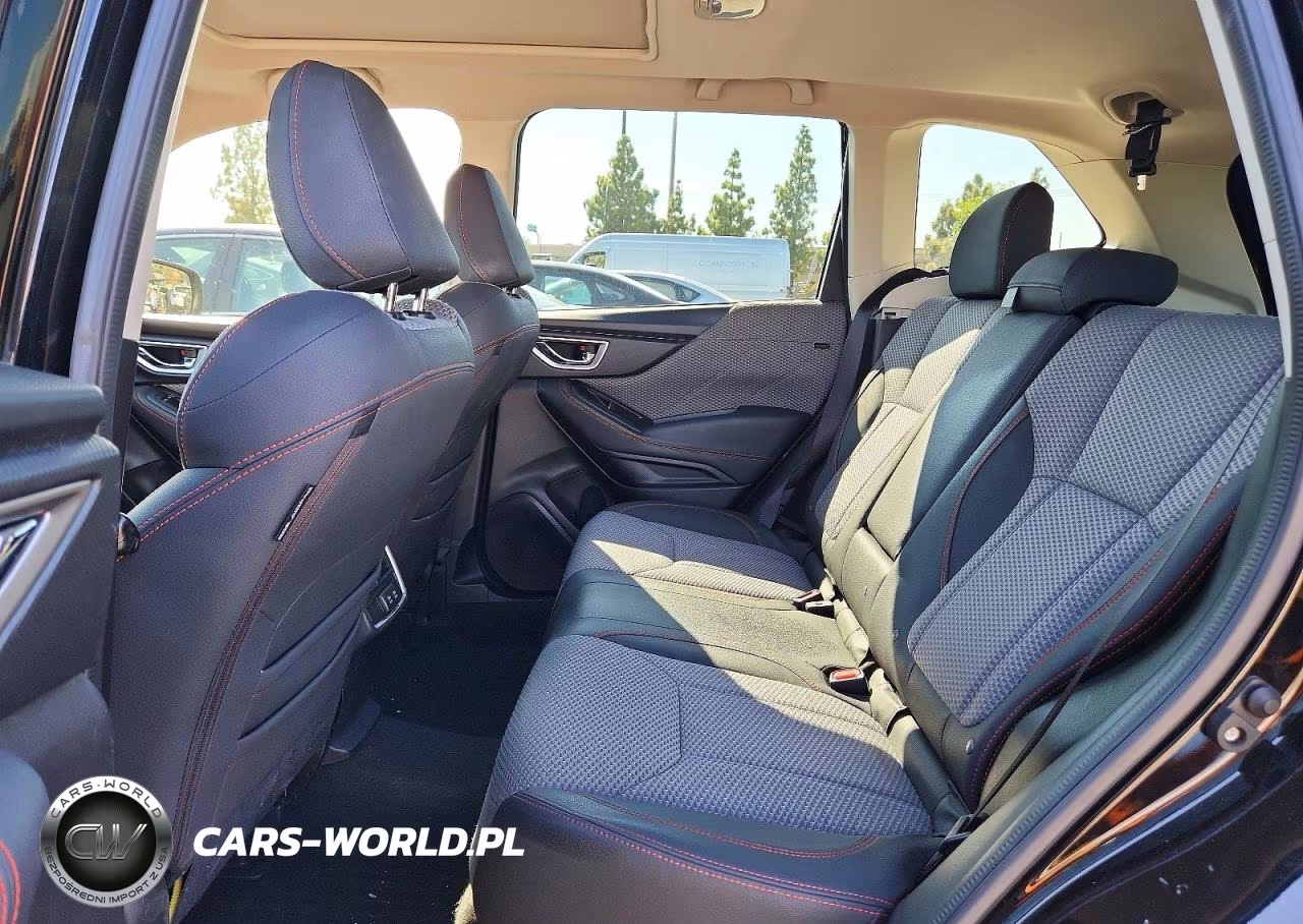 2021 Subaru Forester Sport VIN:JF2SKARC5MH502114 - 10