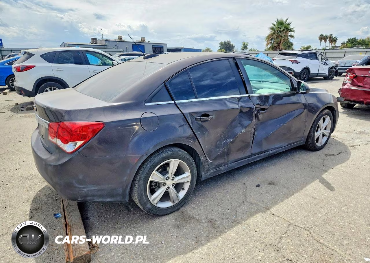 2015 Chevrolet Cruze Lt VIN:1G1PE5SB2F7130687 - 3