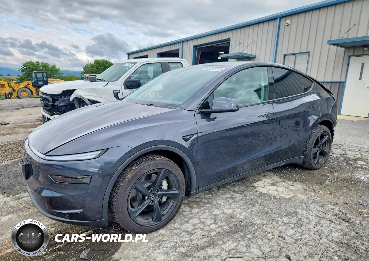 2026 Tesla Model Y VIN:7SAYGDEEXTF364395 - 1