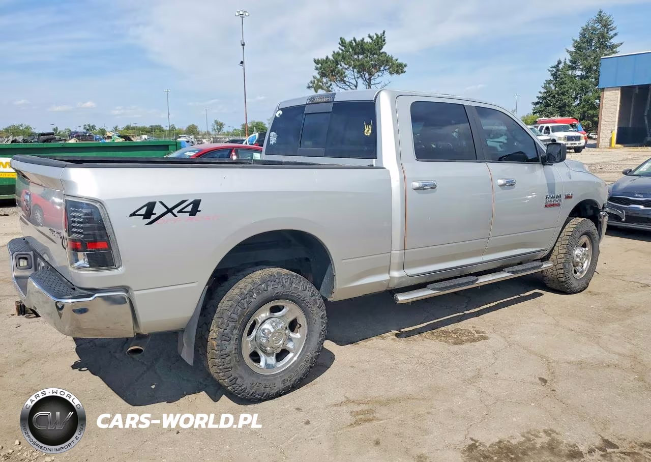 2013 Ram 2500 Slt VIN:3C6TR5DTXDG550528 - 3