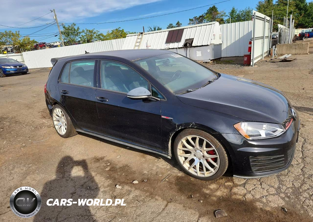 2015 Volkswagen Gti VIN:3VW5T7AUXFM015826 - 4