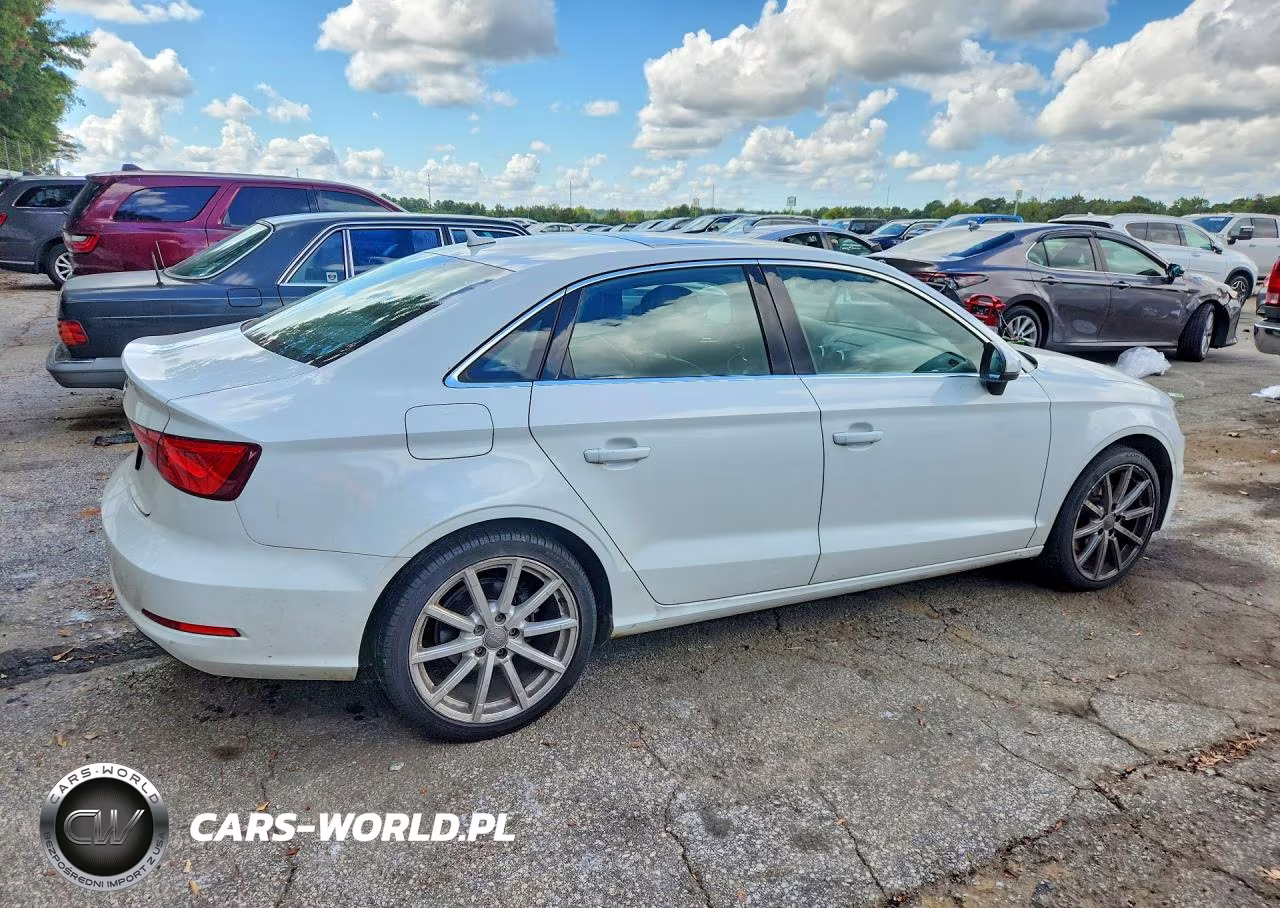 2015 Audi A3 Premium VIN:WAUACGFF1F1053712 - 3