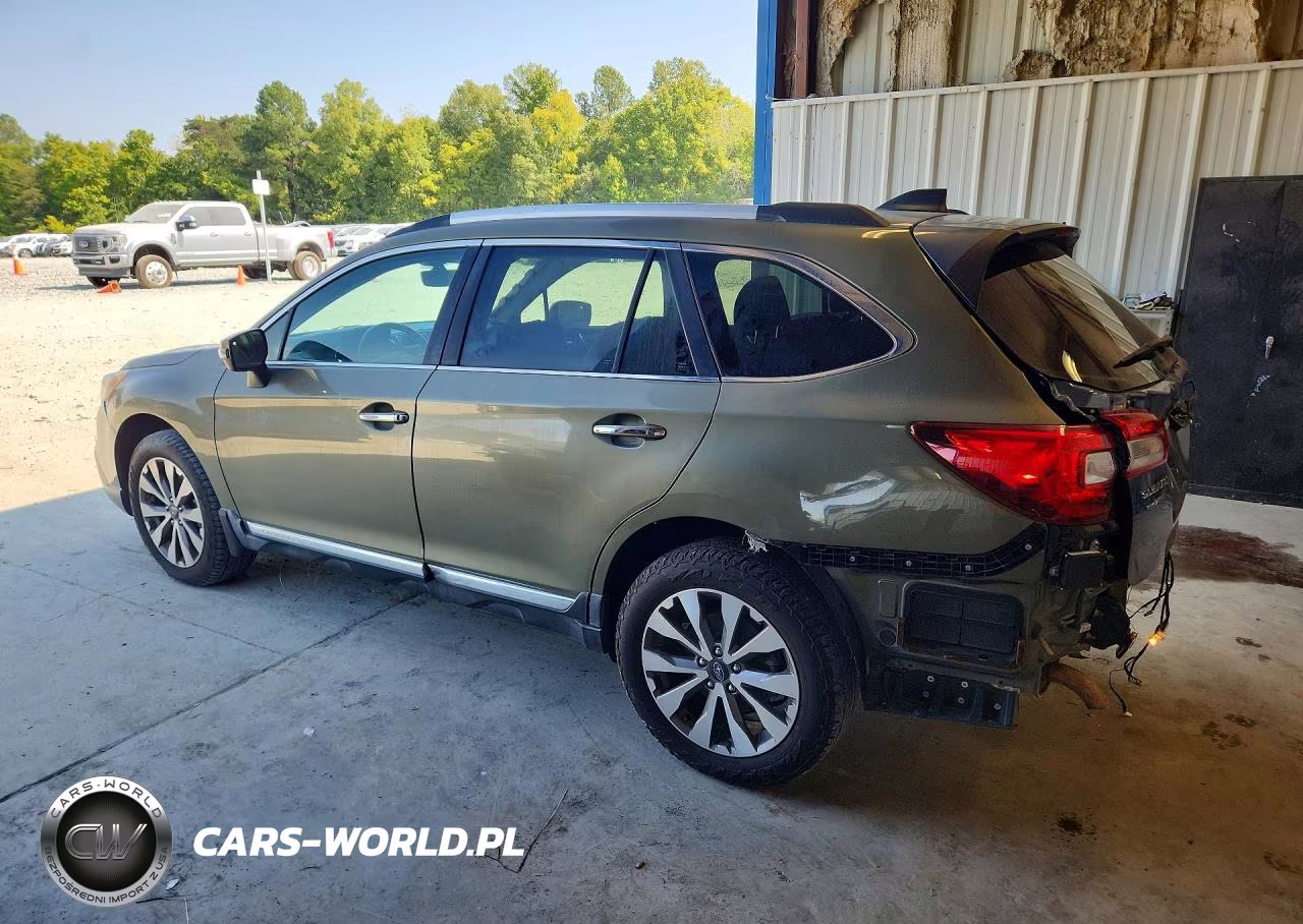 2017 Subaru Outback Touring VIN:4S4BSETCXH3269442 - 2