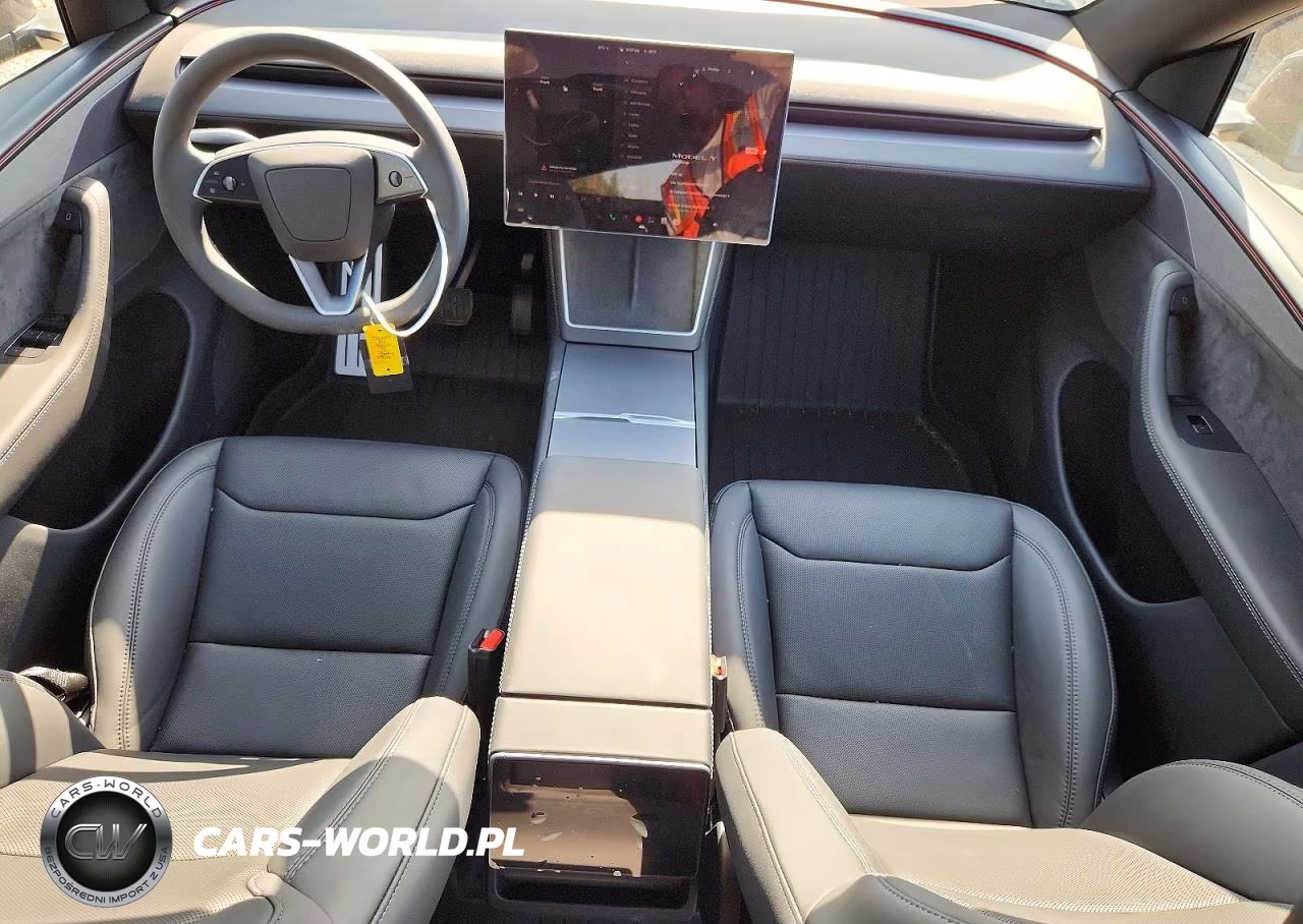 2026 Tesla Model Y VIN:7SAYGDED5TF695926 - 8