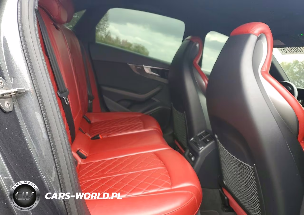 2021 Audi S4 Prestige VIN:WAUC4AF45MA029590 - 10