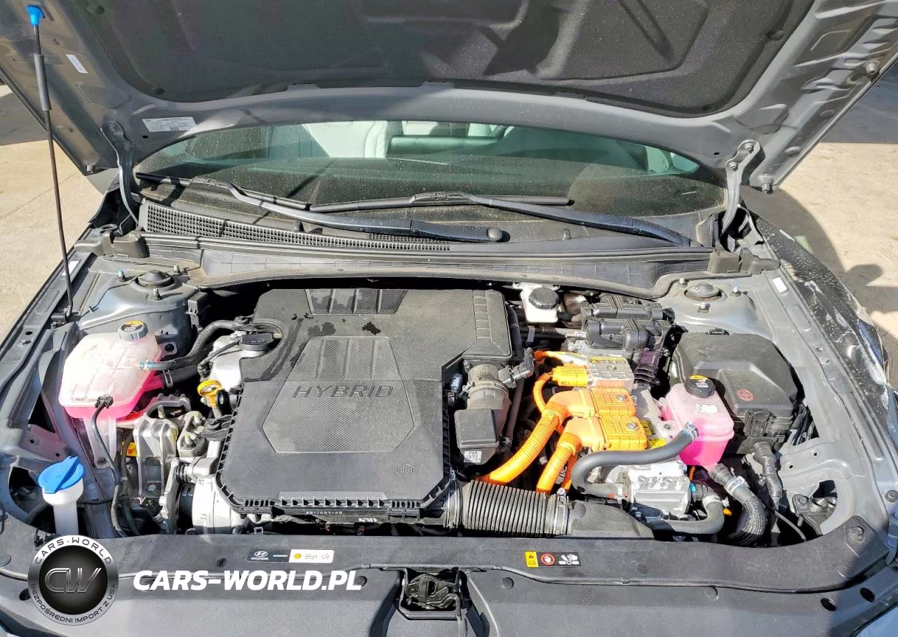 2025 Hyundai Elantra Limited VIN:KMHLN4DJ0SU147290 - 11