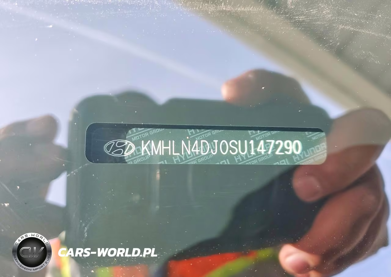 2025 Hyundai Elantra Limited VIN:KMHLN4DJ0SU147290 - 12