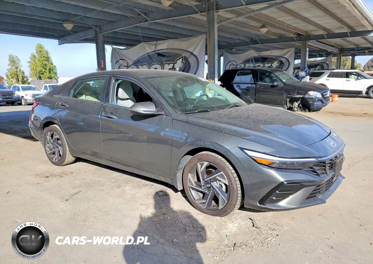 2025 Hyundai Elantra Limited VIN:KMHLN4DJ0SU147290 - 4