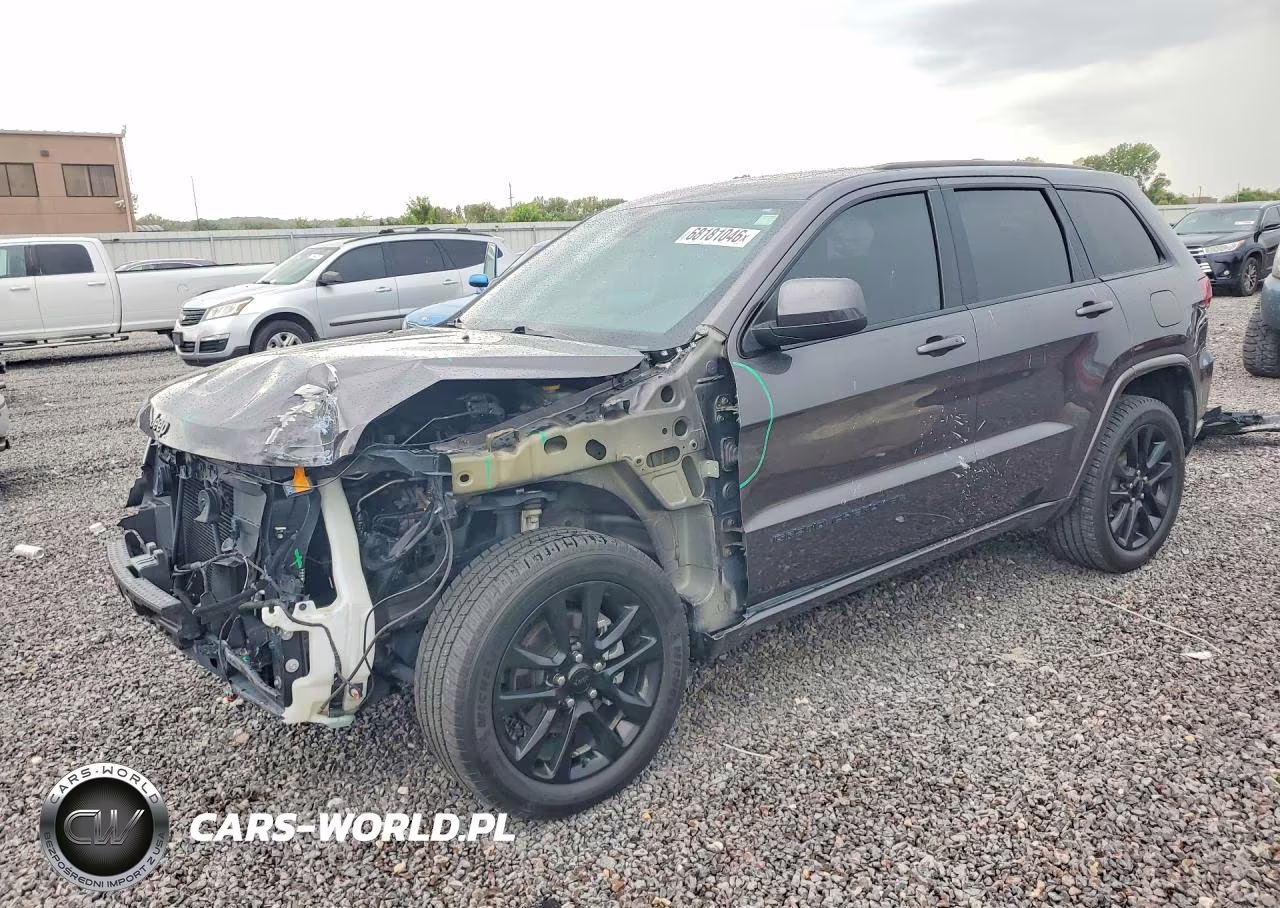 2018 Jeep Grand Cherokee Laredo VIN:1C4RJFAG5JC468485 - 1