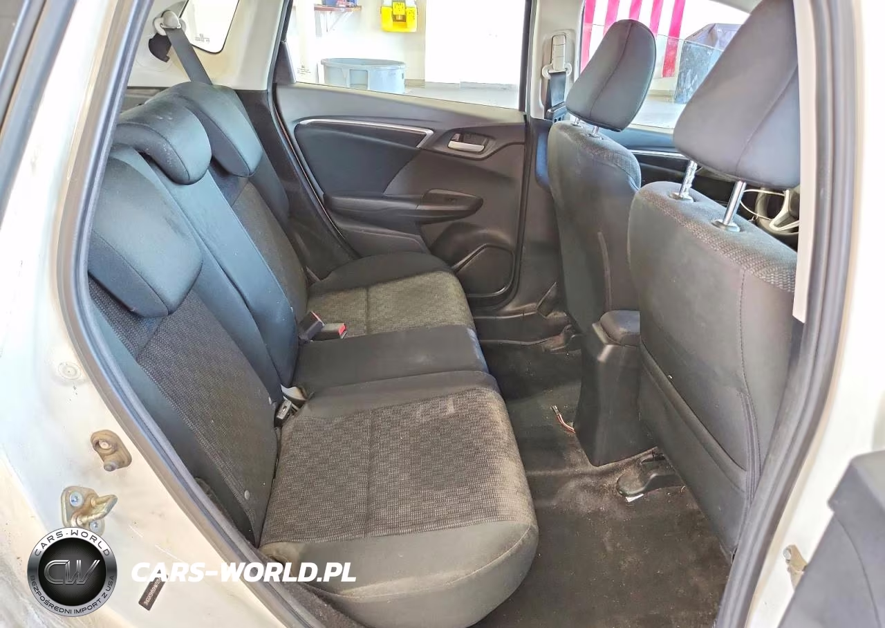 2017 Honda Fit Lx VIN:3HGGK5H50HM705476 - 10