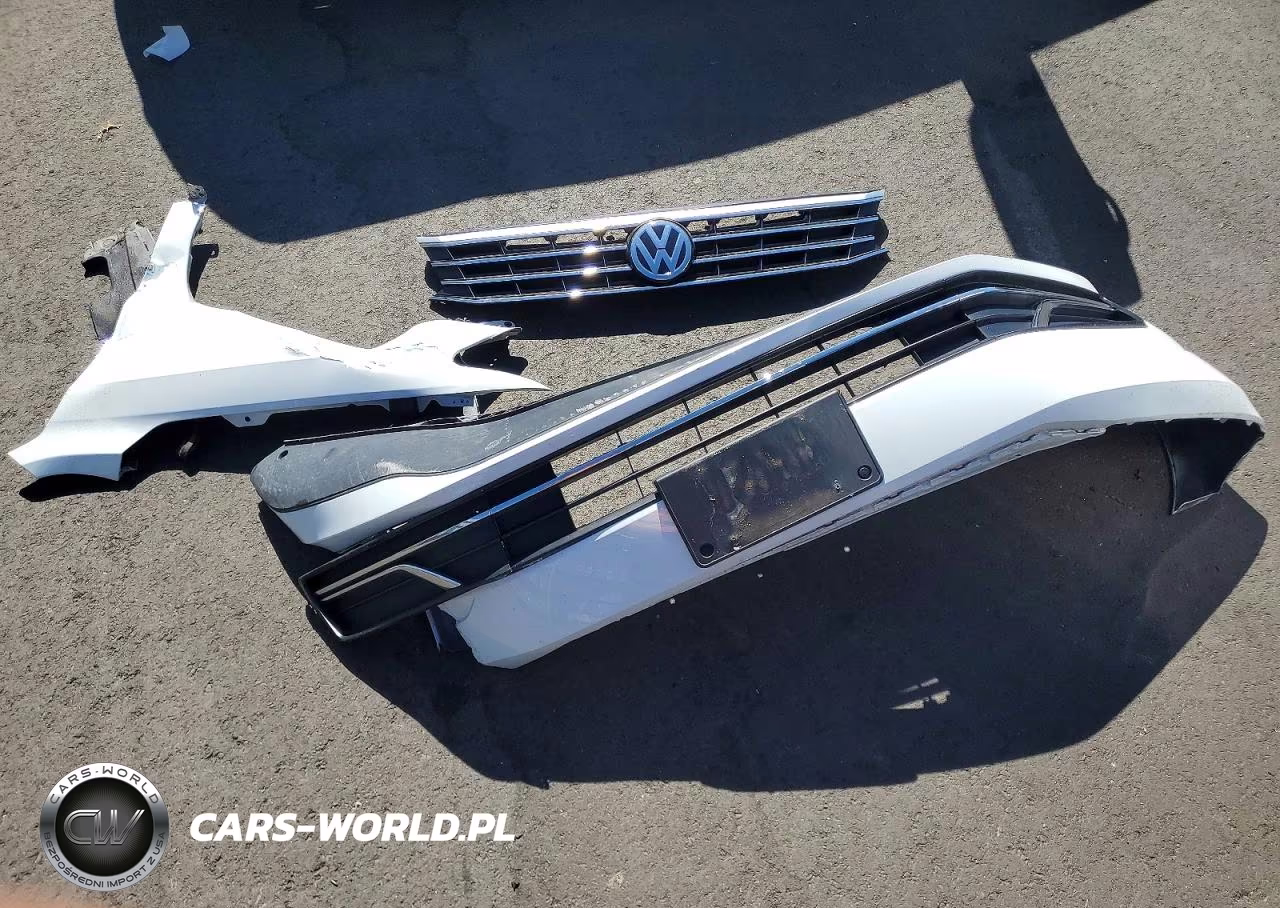 2019 Volkswagen Passat Wolfsburg VIN:1VWLA7A33KC002660 - 12