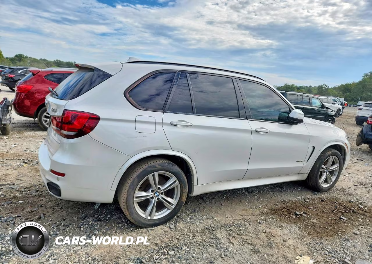 2015 BMW X5 xDrive50I VIN:5UXKR6C57F0J76043 - 3