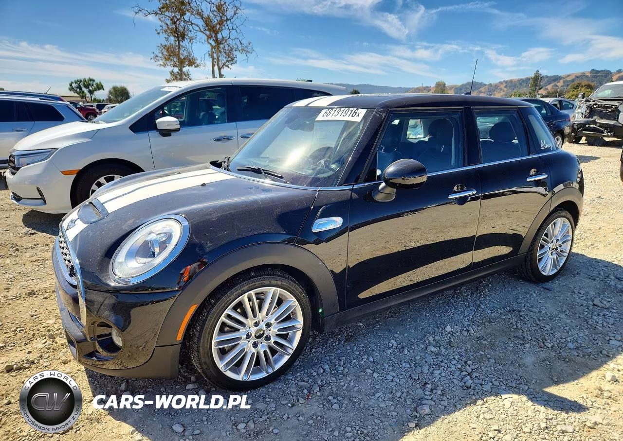 2017 Mini Cooper S VIN:WMWXU3C33H2F49492 - 1