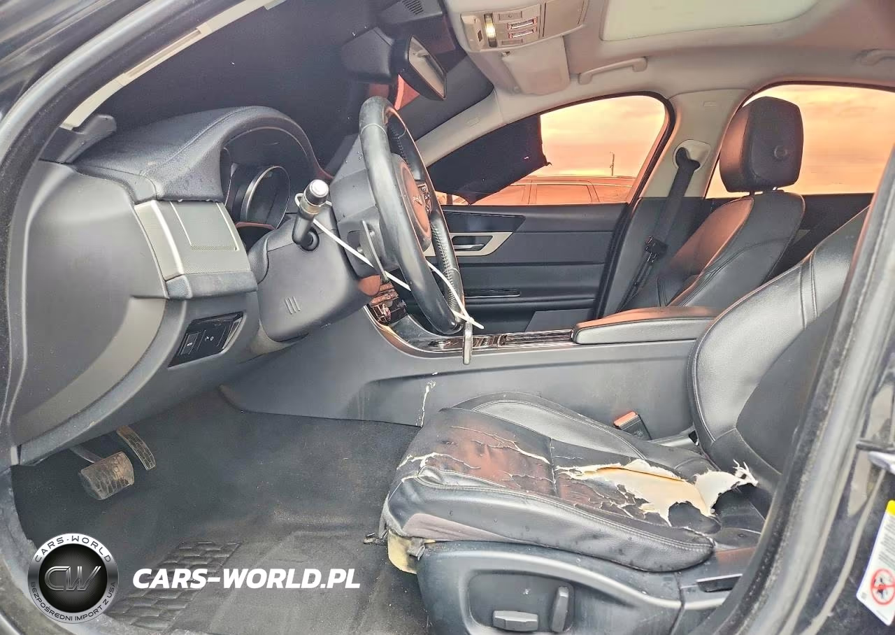 2018 Jaguar Xf VIN:SAJBR4FX4JCY70152 - 7