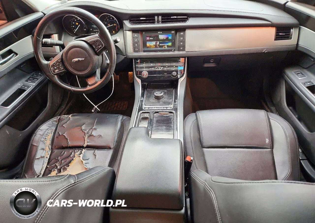2018 Jaguar Xf VIN:SAJBR4FX4JCY70152 - 8