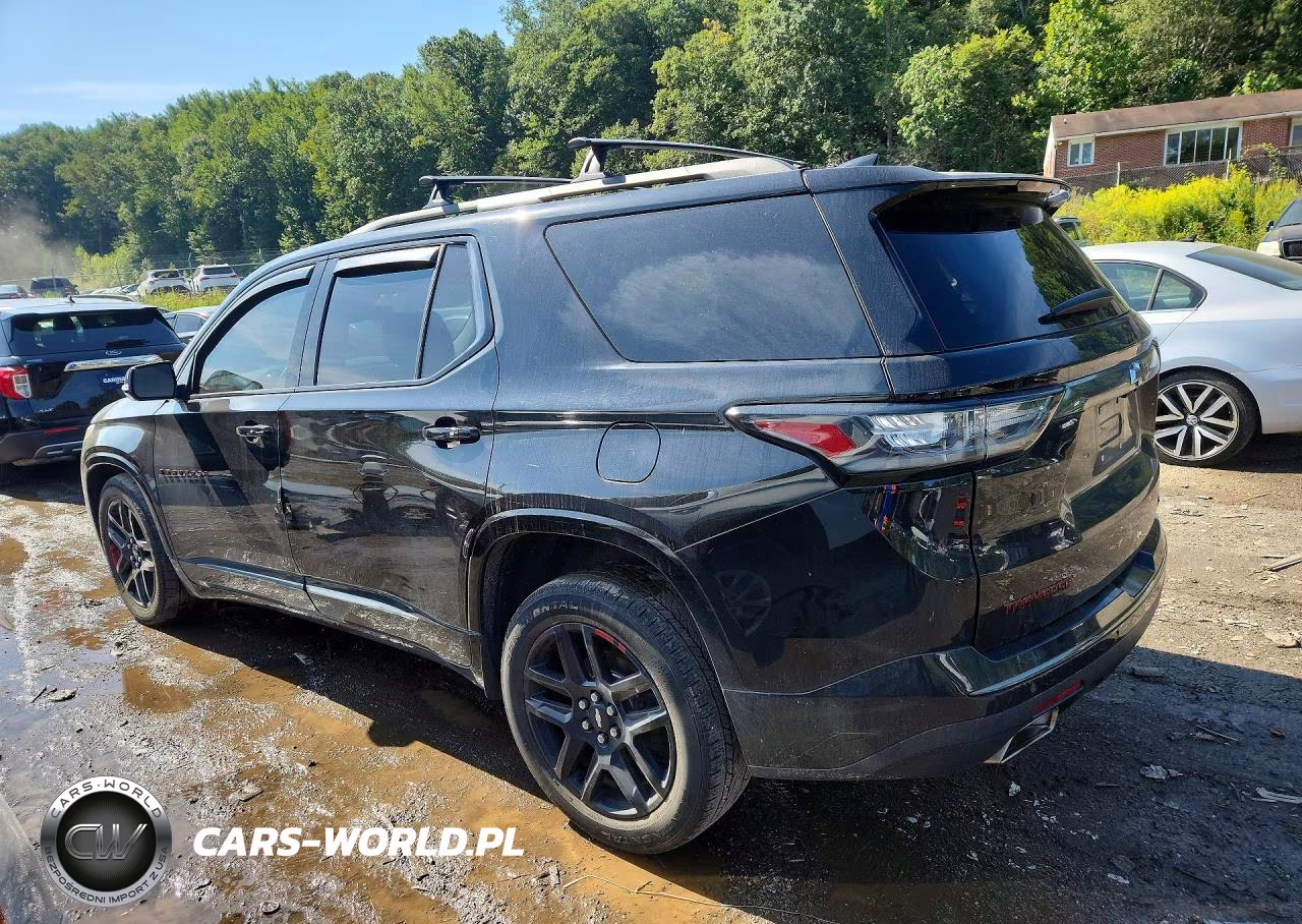 2018 Chevrolet Traverse Premier VIN:1GNERKKW2JJ188354 - 2