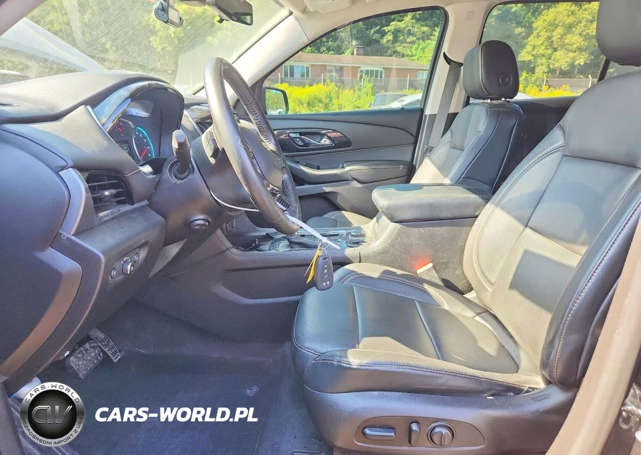 2018 Chevrolet Traverse Premier VIN:1GNERKKW2JJ188354 - 7