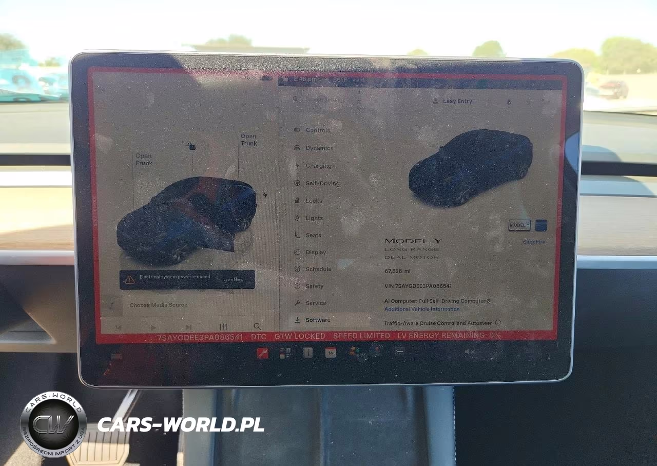 2023 Tesla Model Y VIN:7SAYGDEE3PA086541 - 9
