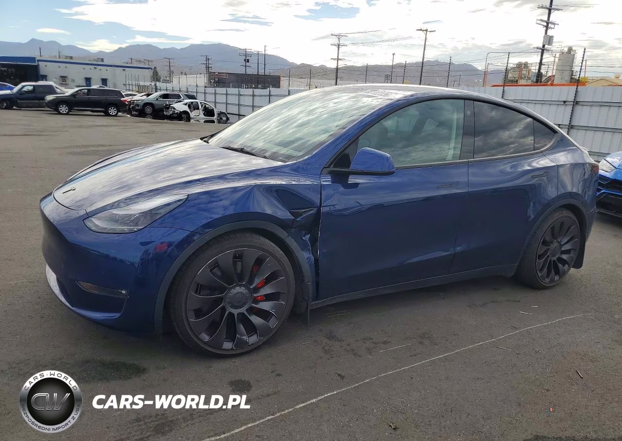 2022 Tesla Model Y – zdjęcie 1 z 13