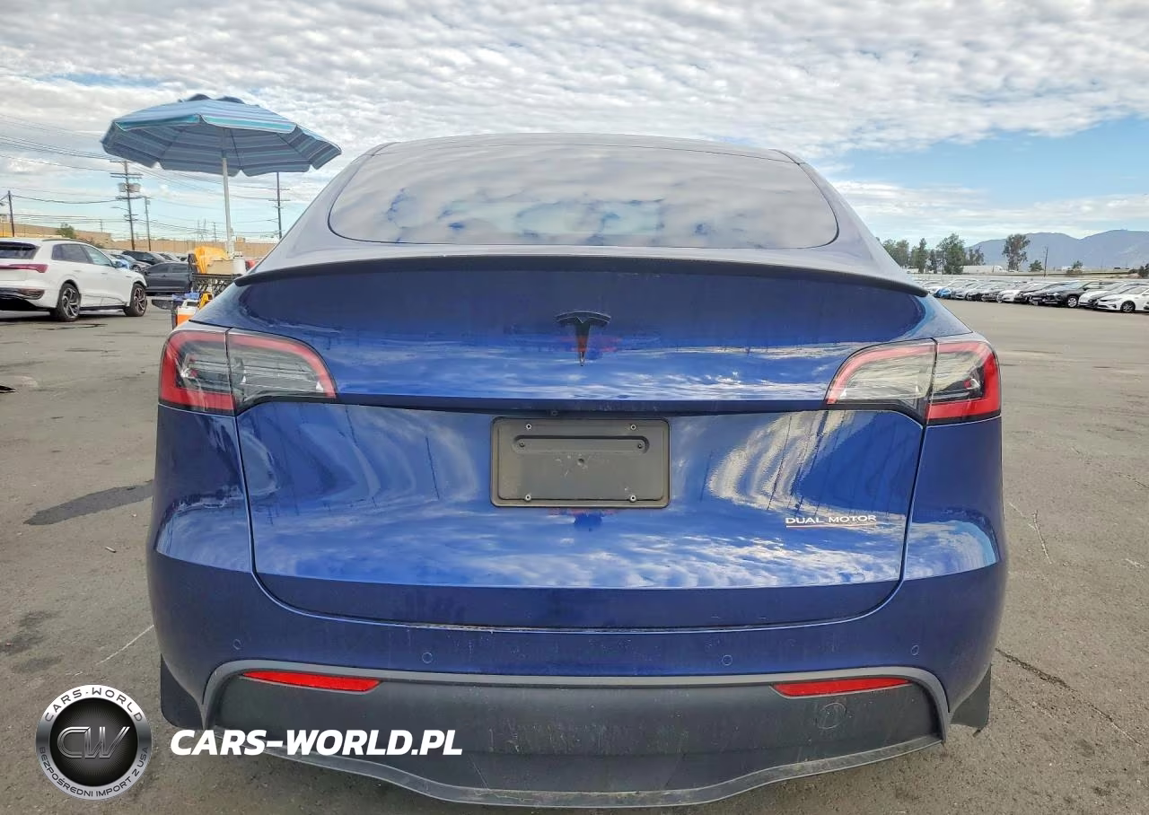 2022 Tesla Model Y VIN:7SAYGDEF8NF404601 - 6