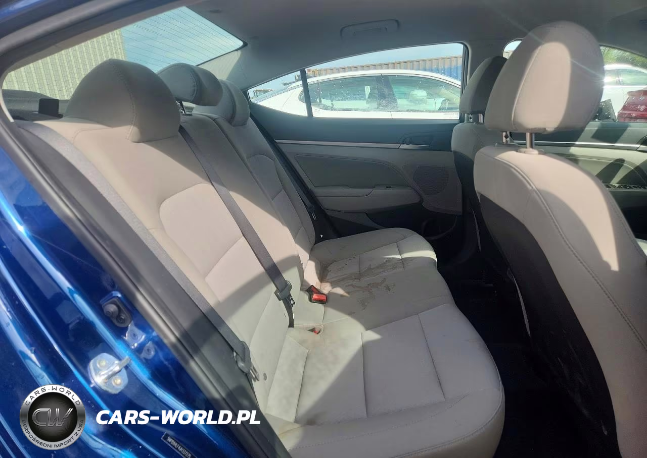 2018 Hyundai Elantra Sel VIN:5NPD84LF4JH337275 - 10