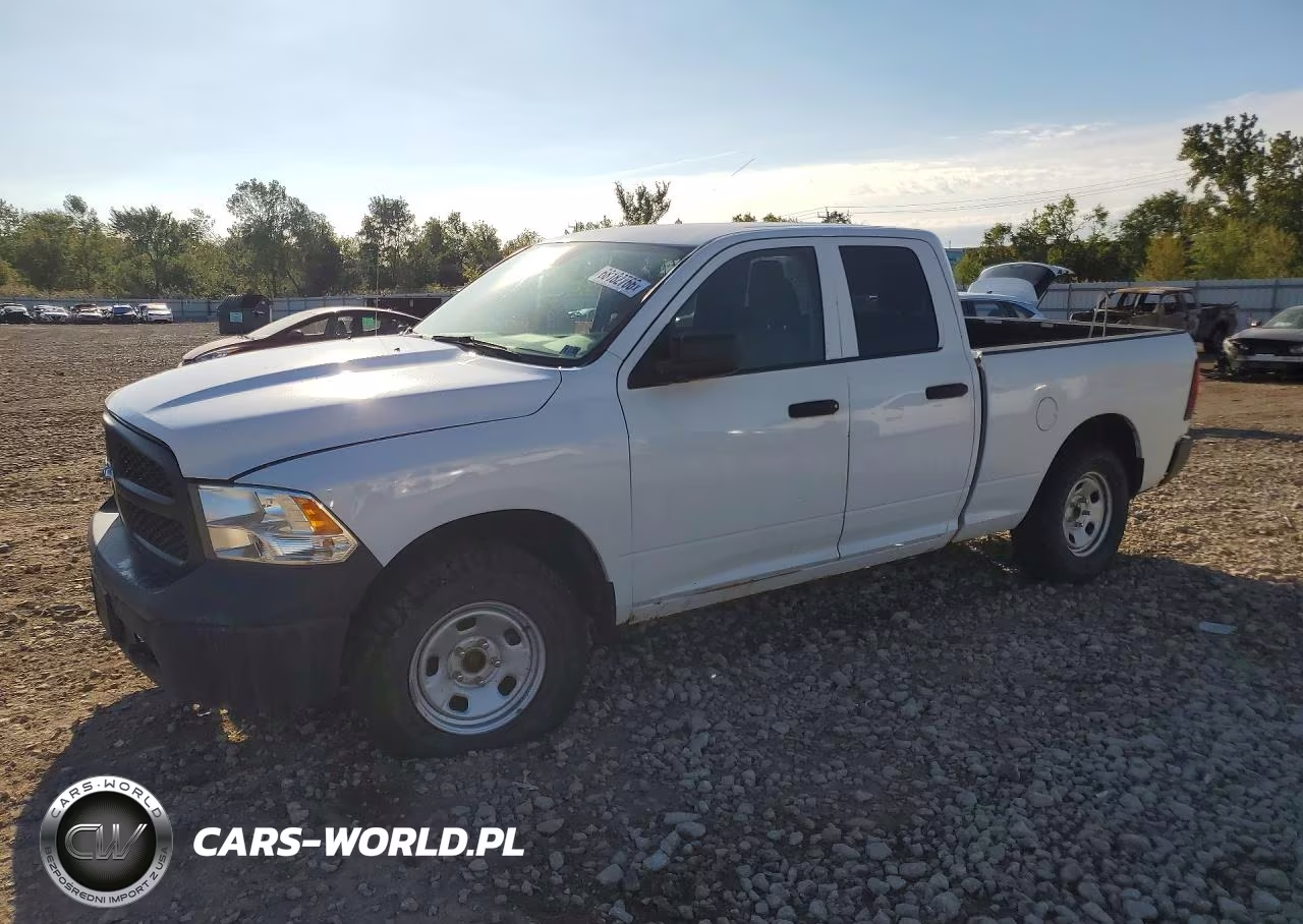 2019 Ram 1500 Classic Tradesman VIN:1C6RR7FT6KS588542 - 1