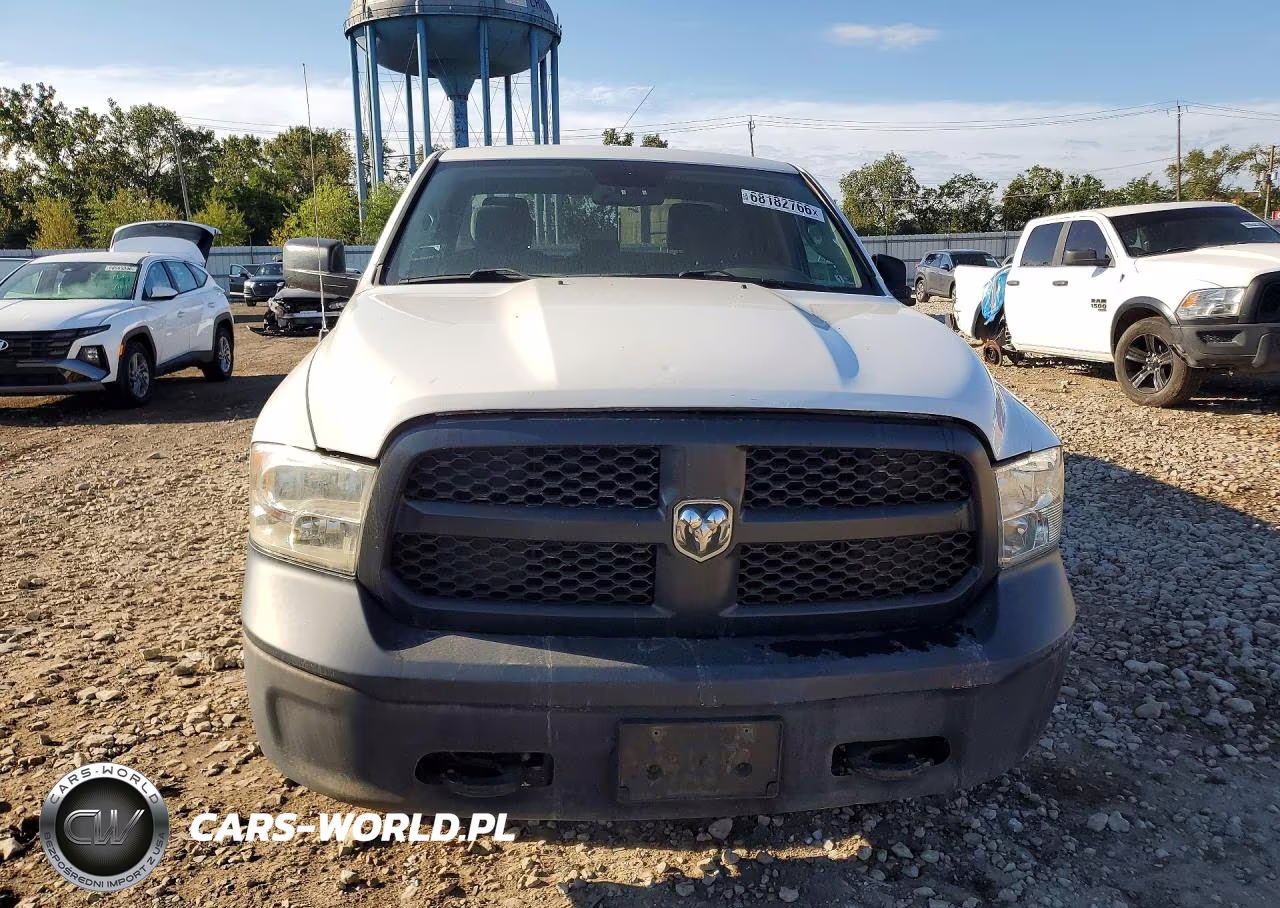 2019 Ram 1500 Classic Tradesman VIN:1C6RR7FT6KS588542 - 5