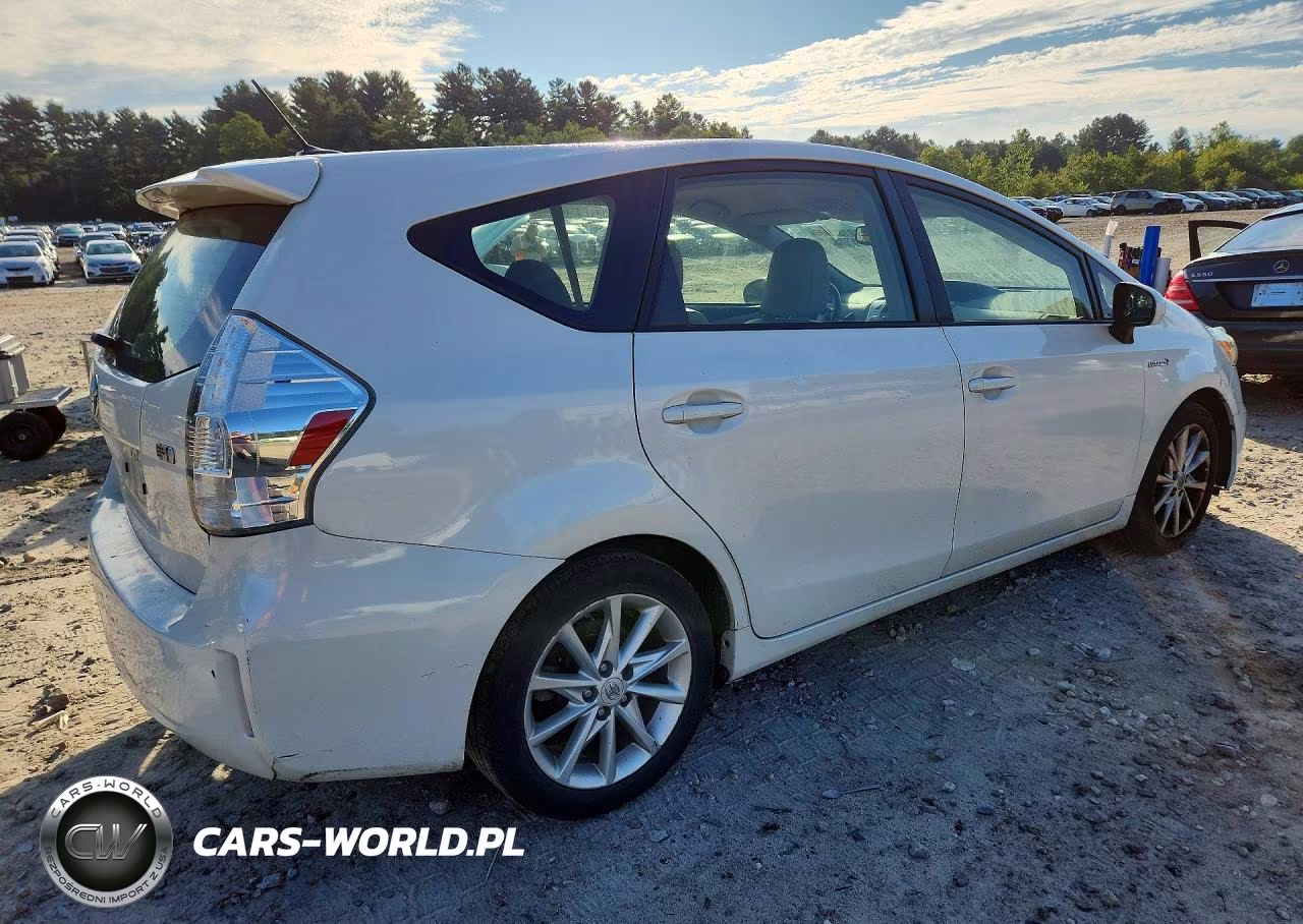 2013 Toyota Prius V Five VIN:JTDZN3EU8D3215927 - 3