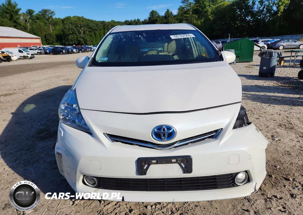 2013 Toyota Prius V Five VIN:JTDZN3EU8D3215927 - 5