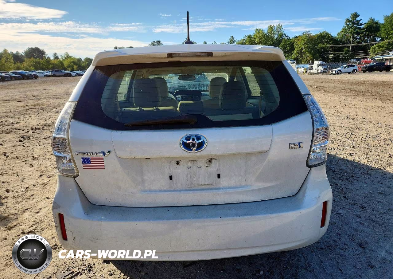 2013 Toyota Prius V Five VIN:JTDZN3EU8D3215927 - 6