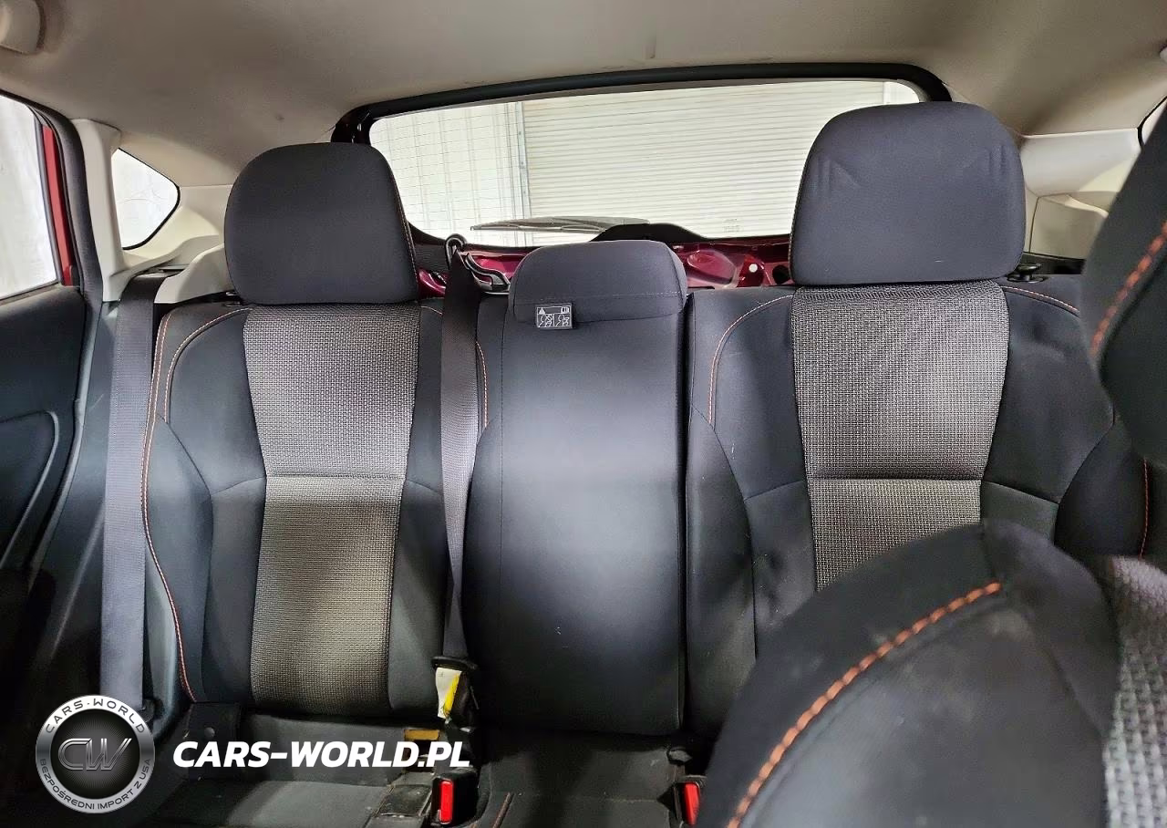 2019 Subaru Crosstrek Premium VIN:JF2GTACCXKH321731 - 10