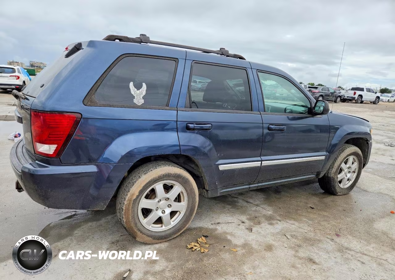 2010 Jeep Grand Cherokee Laredo VIN:1J4PR4GK1AC116515 - 3