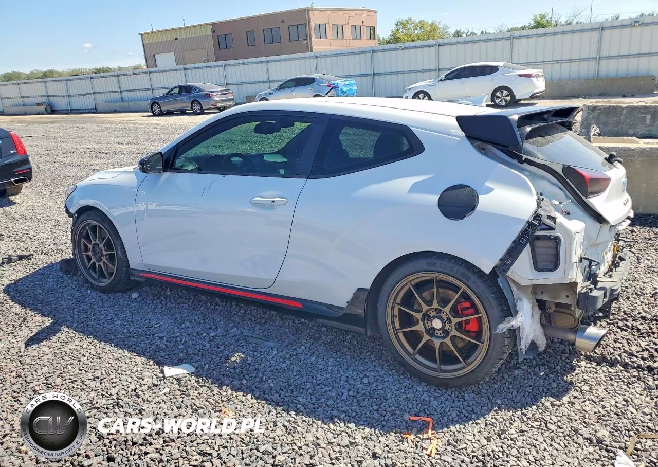 2020 Hyundai Veloster N Base VIN:KMHT36AH2LU008413 - 2