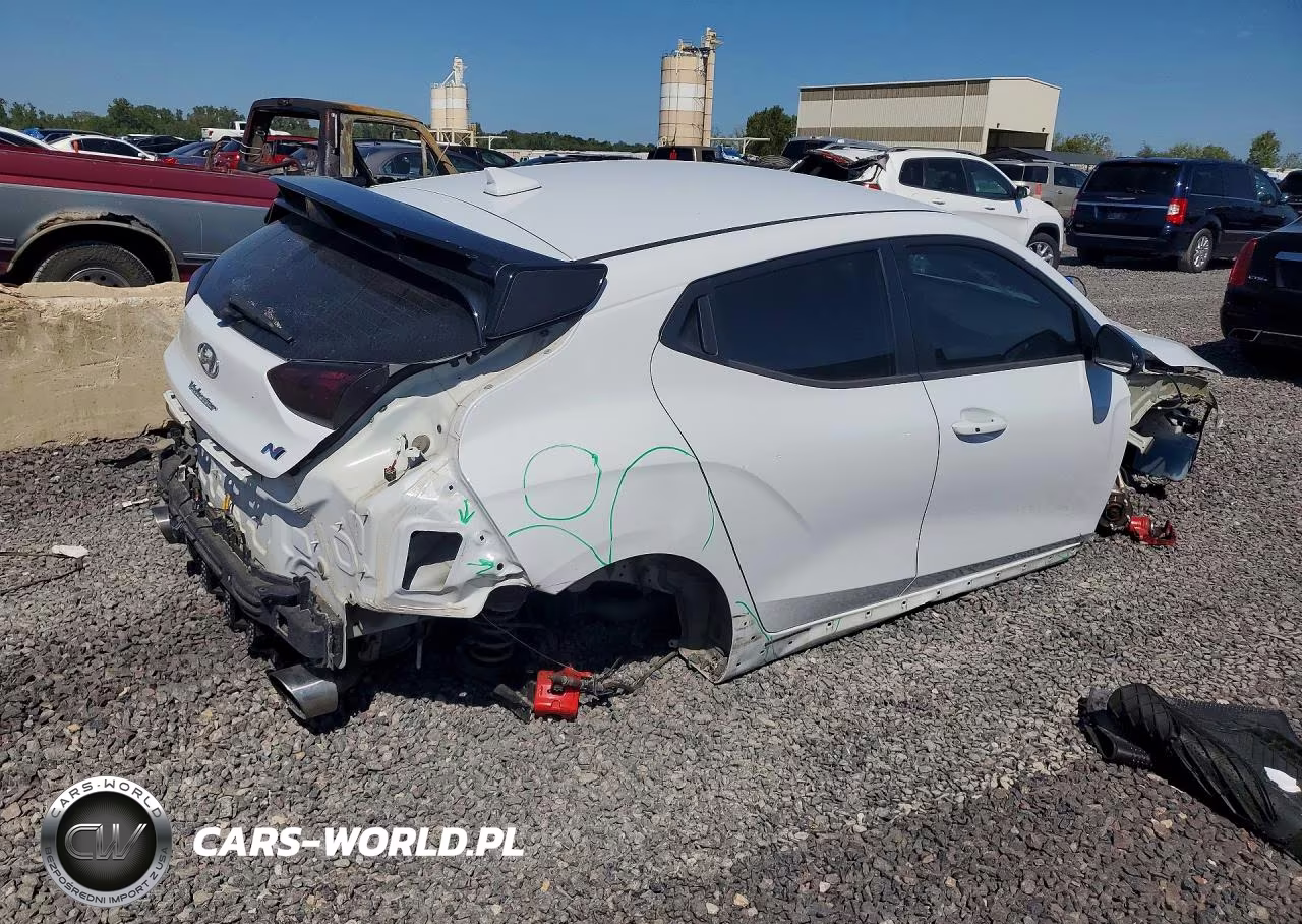 2020 Hyundai Veloster N Base VIN:KMHT36AH2LU008413 - 3