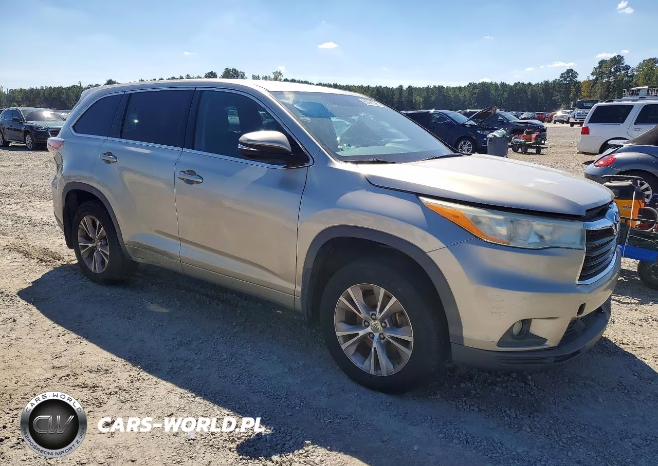 2014 Toyota Highlander Le Plus VIN:5TDBKRFH6ES030936 - 4