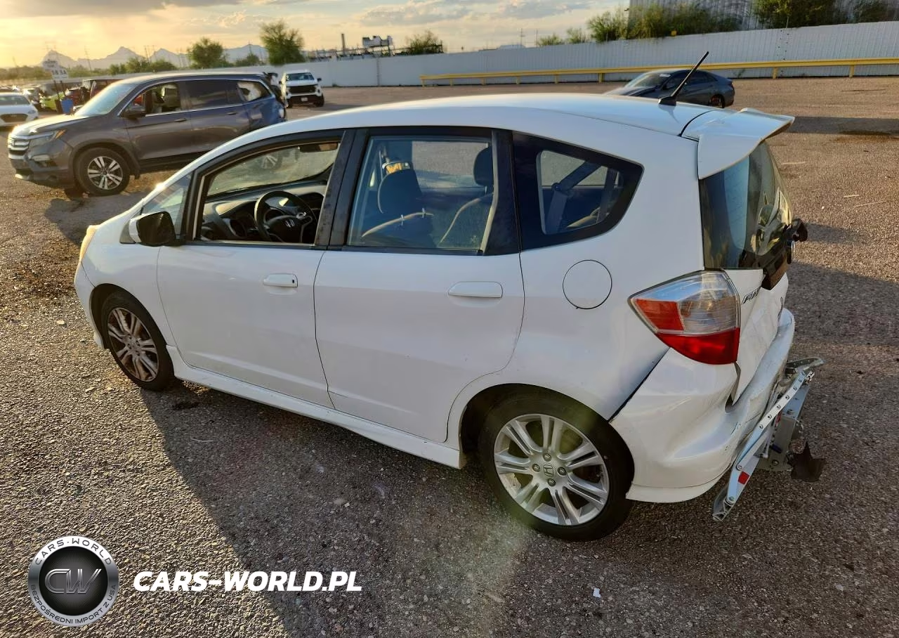 2010 Honda Fit VIN:JHMGE8H49AC027945 - 2
