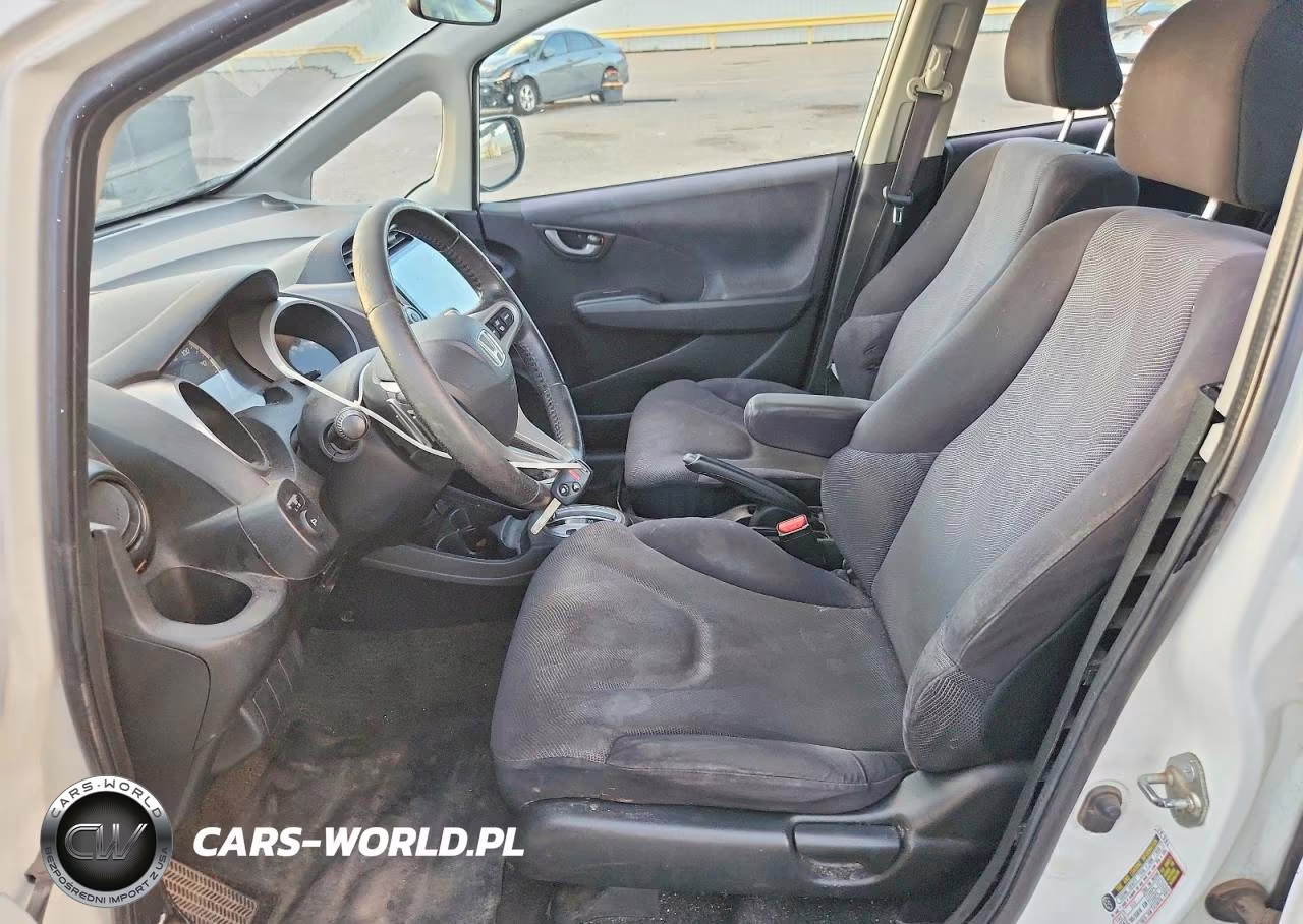 2010 Honda Fit VIN:JHMGE8H49AC027945 - 7