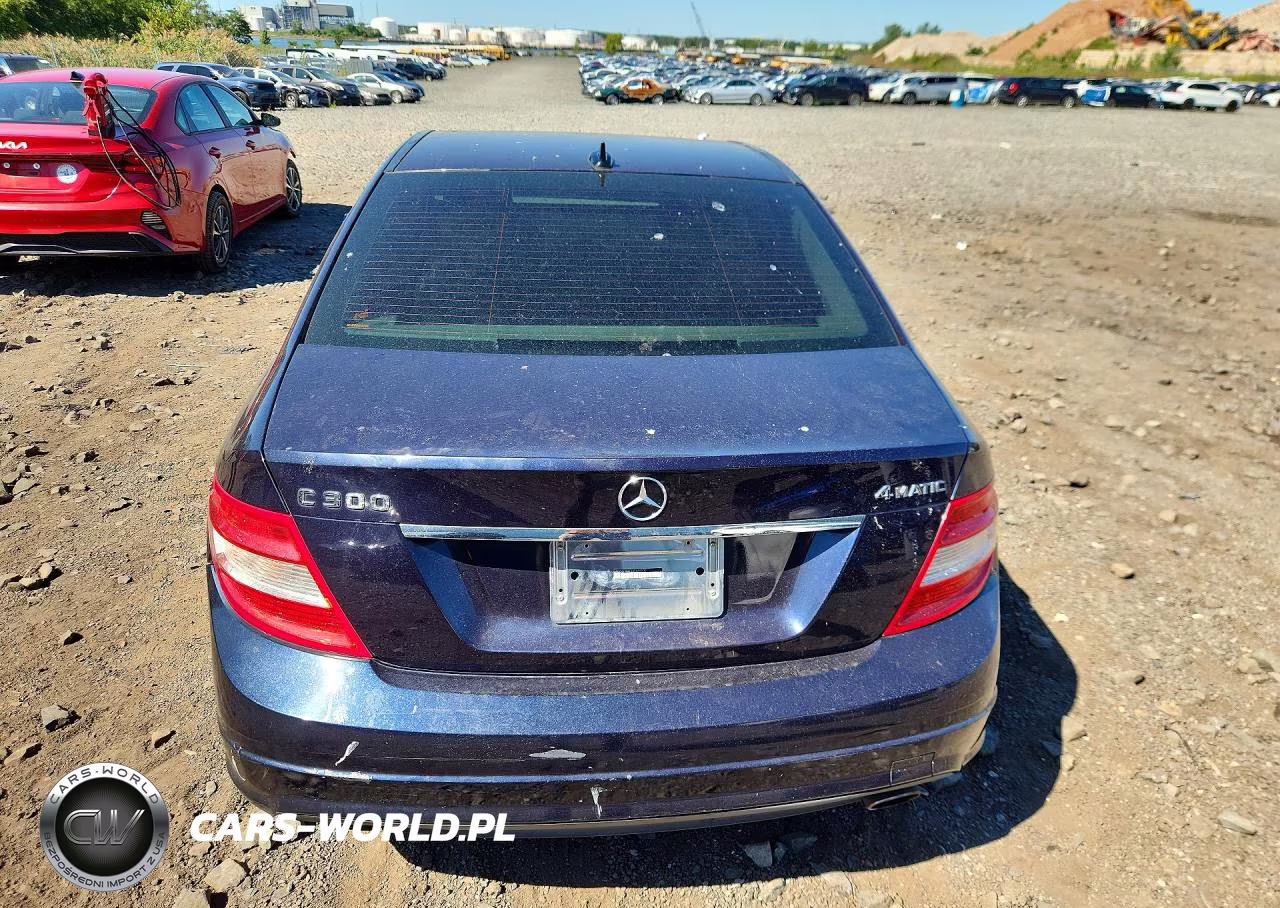 2011 Mercedes-Benz C 300 4Matic VIN:WDDGF8BB1BF645532 - 6