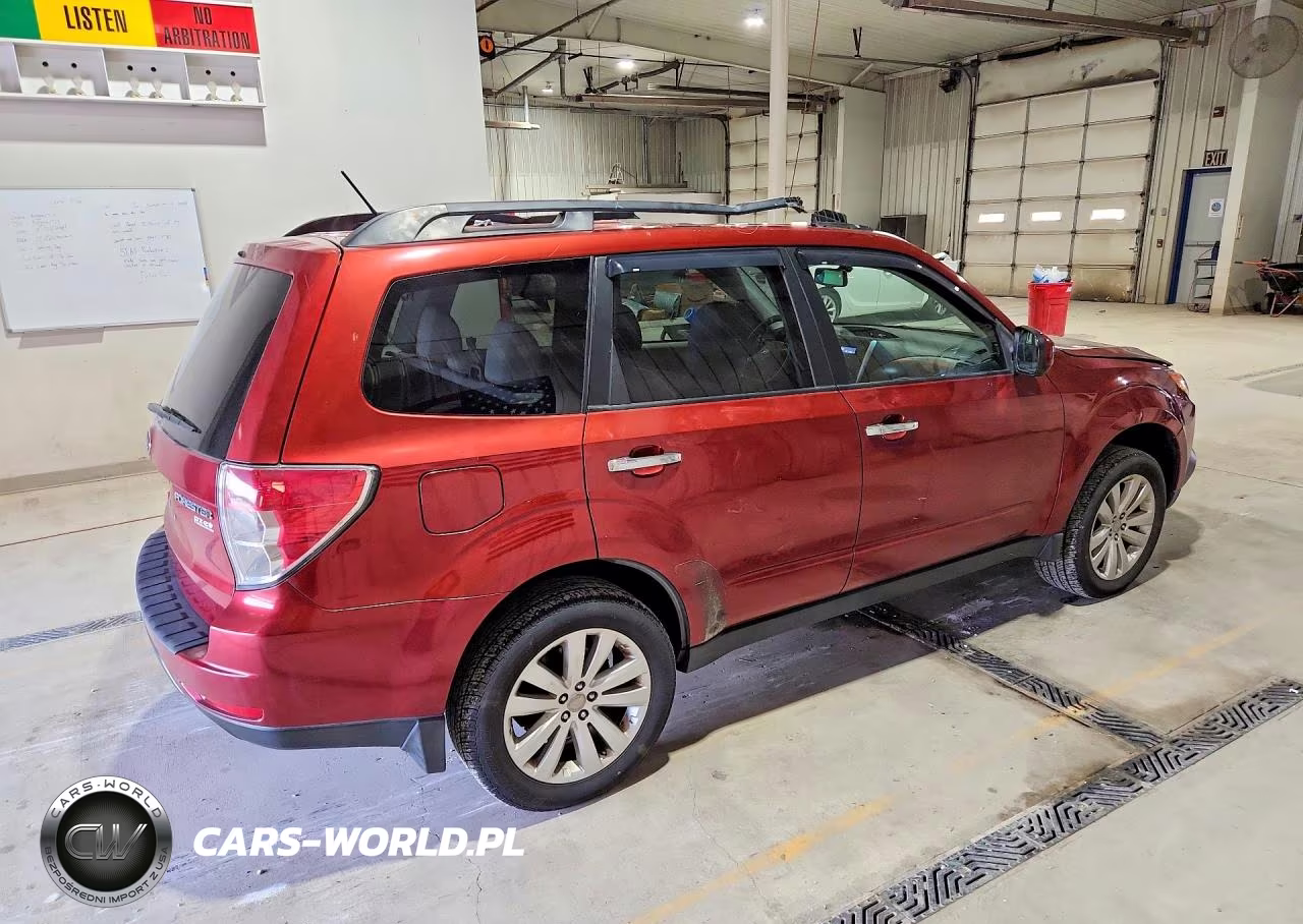 2012 Subaru Forester 2.5X Premium VIN:JF2SHADC7CH430370 - 3