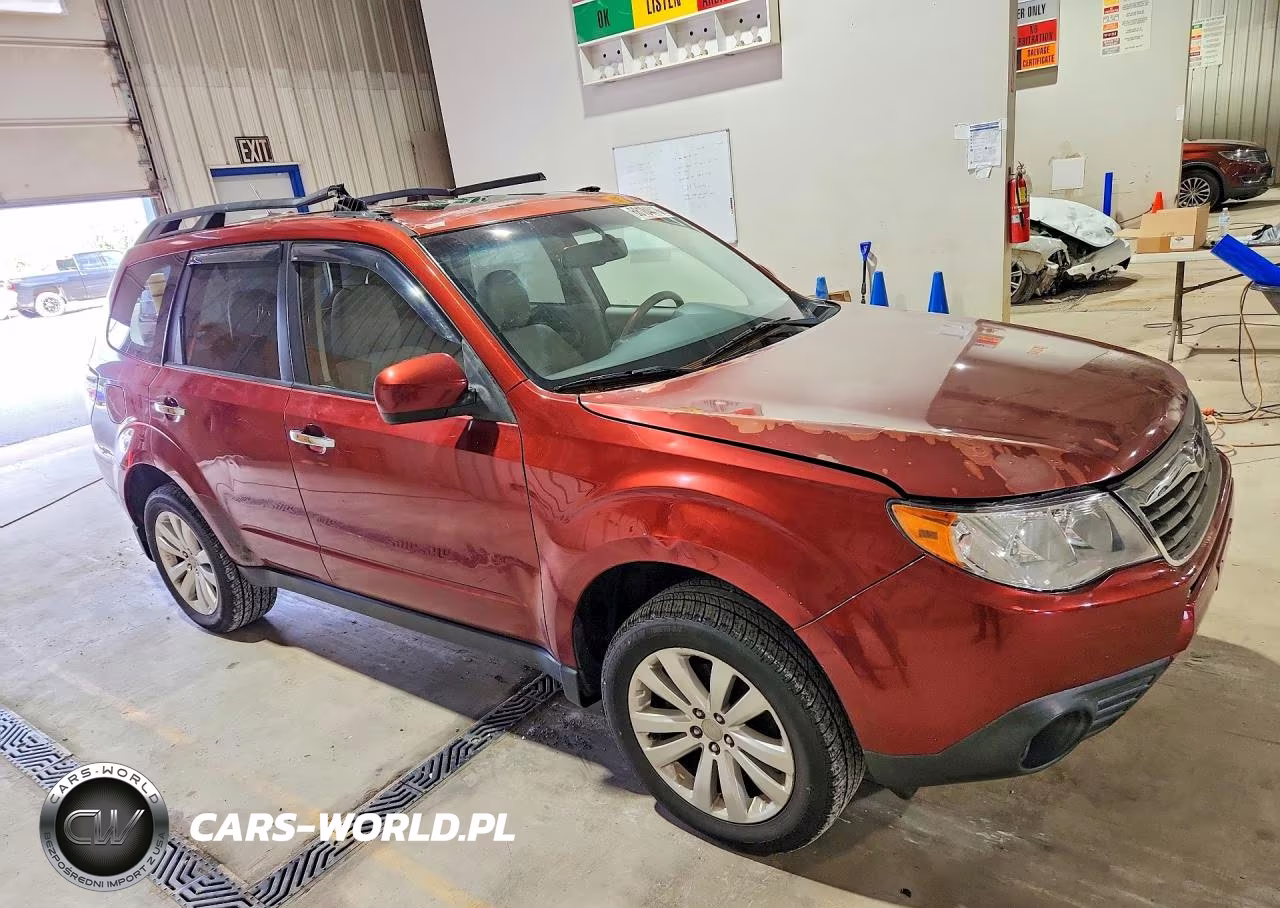 2012 Subaru Forester 2.5X Premium VIN:JF2SHADC7CH430370 - 4
