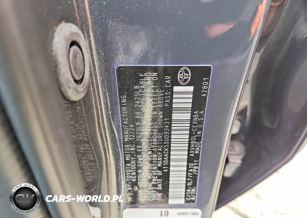 2025 Toyota Camry Le VIN:4T1DAACK5SU093431 - 12