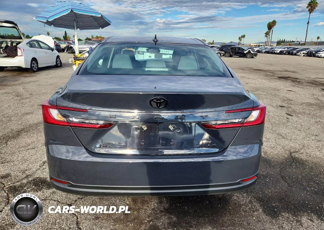 2025 Toyota Camry Le VIN:4T1DAACK5SU093431 - 6