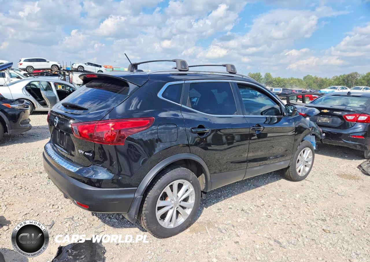 2018 Nissan Rogue Sport Sv VIN:JN1BJ1CR7JW205600 - 3
