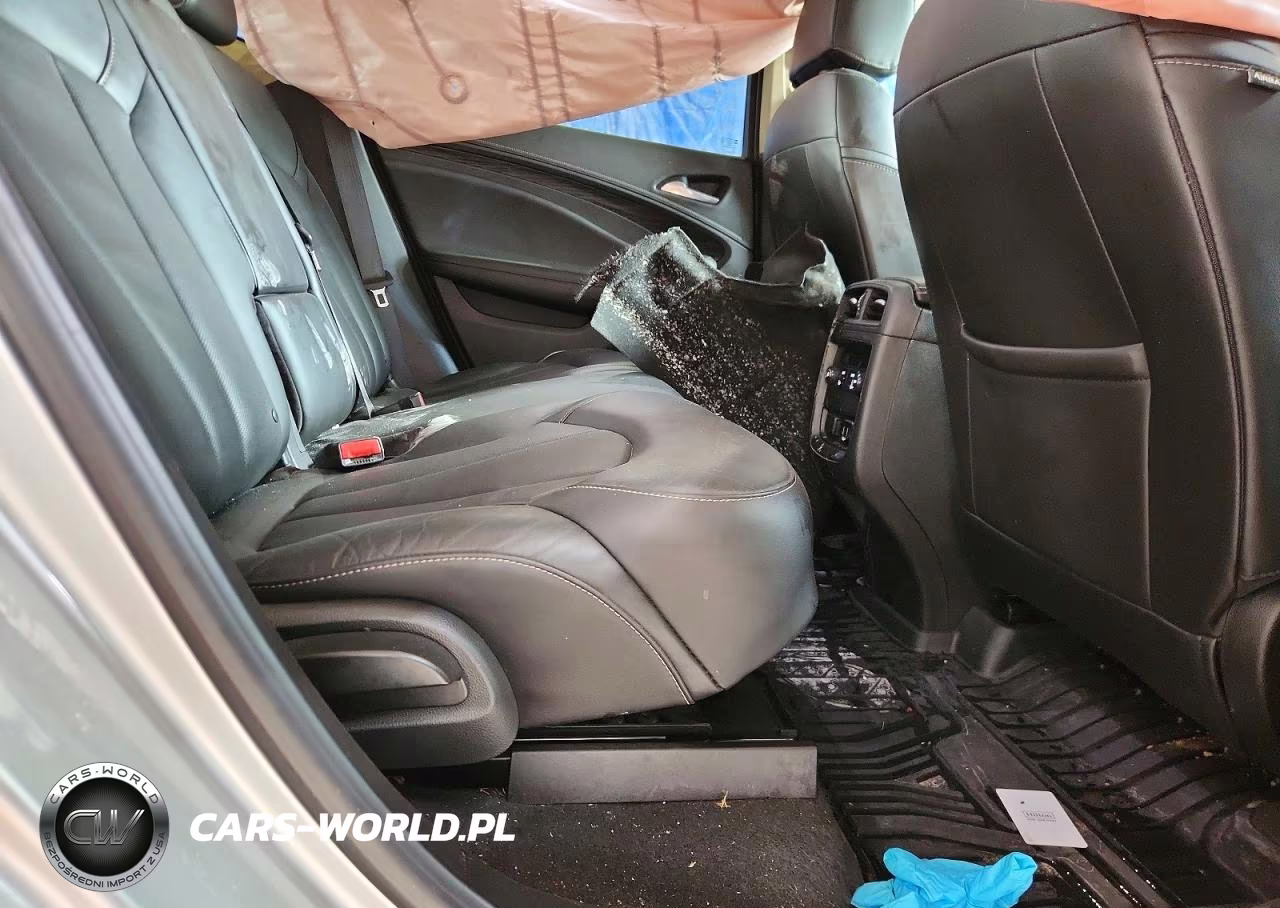 2018 Buick Envision Essence VIN:LRBFX2SA7JD004790 - 11