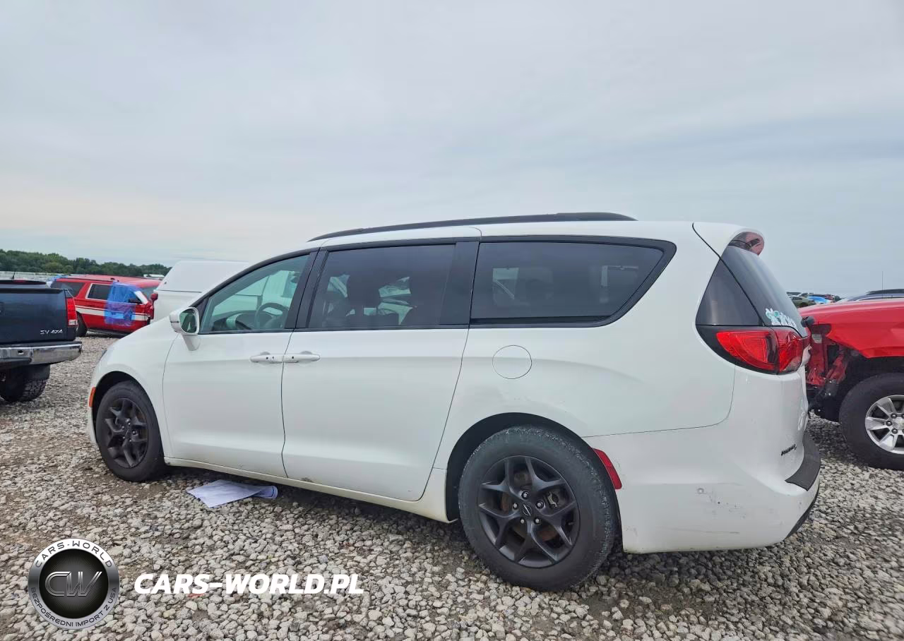 2018 Chrysler Pacifica Limited VIN:2C4RC1GG7JR247580 - 2