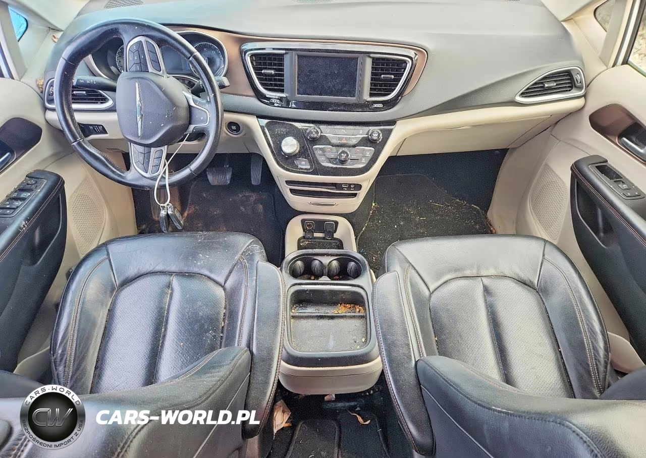2018 Chrysler Pacifica Limited VIN:2C4RC1GG7JR247580 - 8