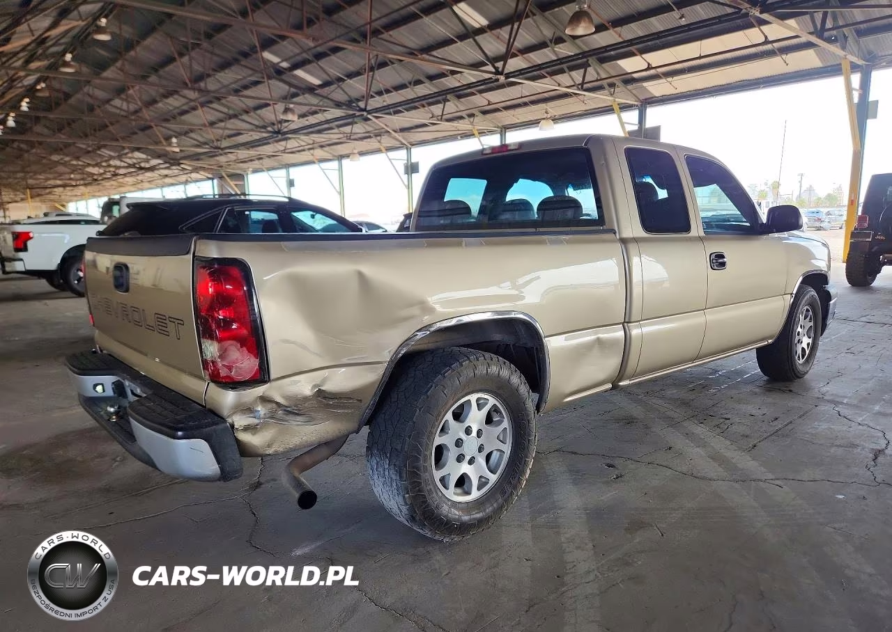 2004 Chevrolet Silverado C1500 VIN:1GCEC19X04Z188409 - 3